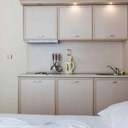 ❤ Quite Studio With Kitchen & Balcony Wifi ❤ov❤ Sluneční pobřeží