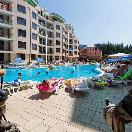 ❤ Quite Studio With Kitchen & Balcony Wifi ❤ov❤ Apartmán Sluneční pobřeží