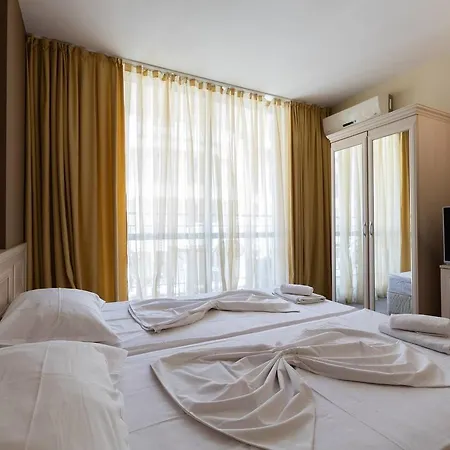 Apartmán ❤ Quite Studio With Kitchen & Balcony Wifi ❤ov❤